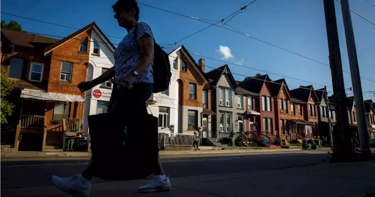 Canadians worried about housing as Ottawa raises immigration targets: poll - National | Globalnews.ca