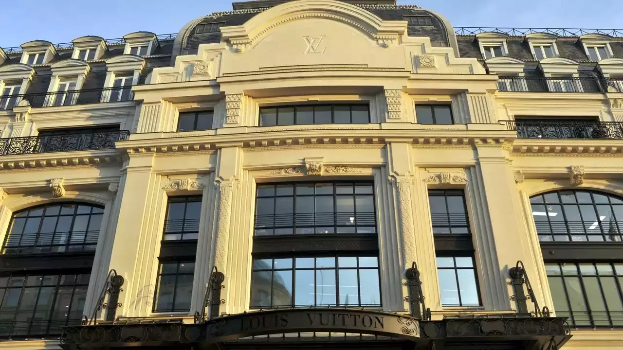 Louis Vuitton pourrait ouvrir son premier hôtel de luxe à Paris