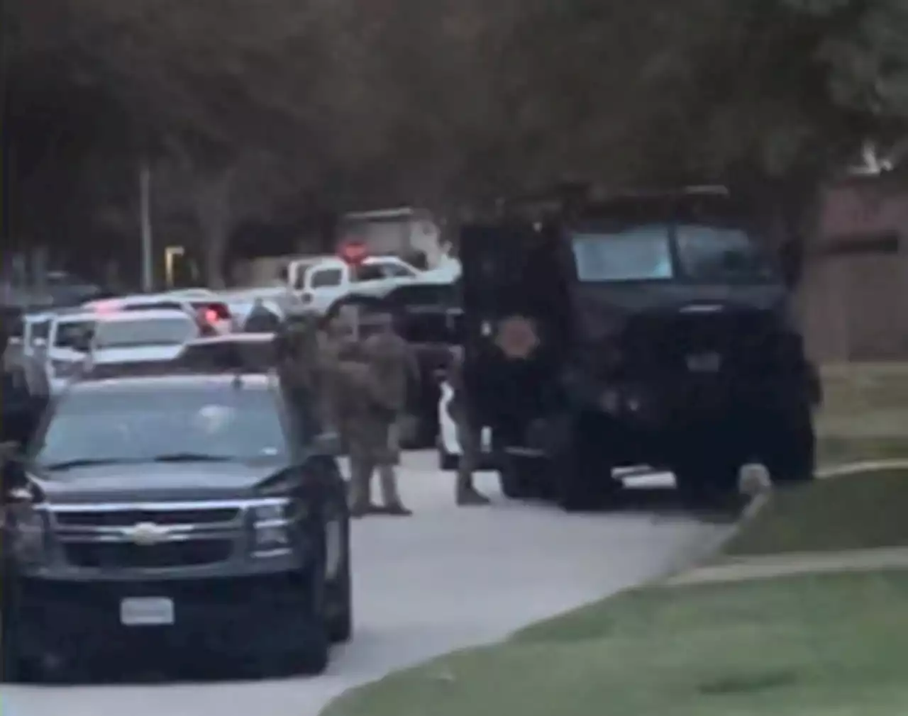 Sheriff's office SWAT team responds to home near Lake Houston