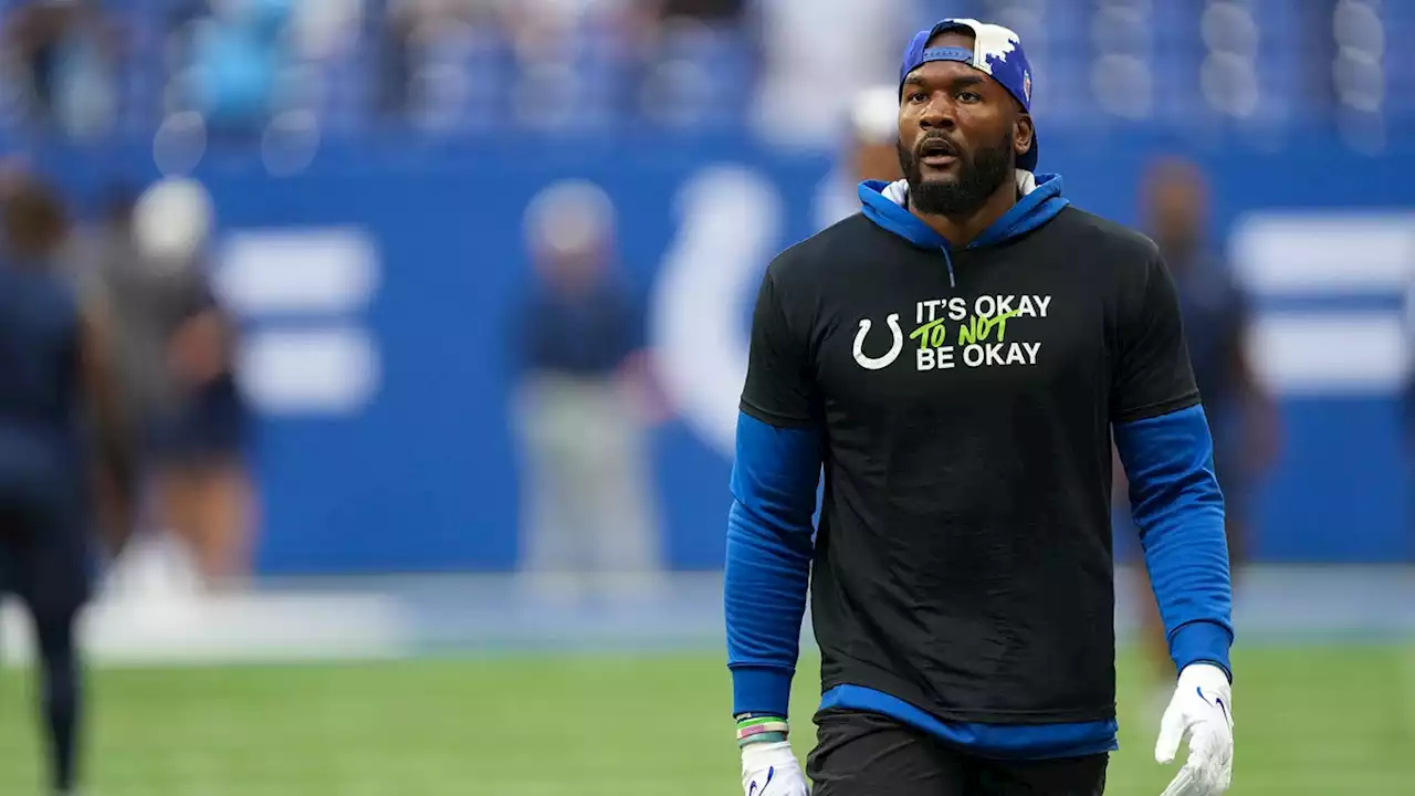 Colts LB Shaquille Leonard undergoes season-ending back surgery, according to report