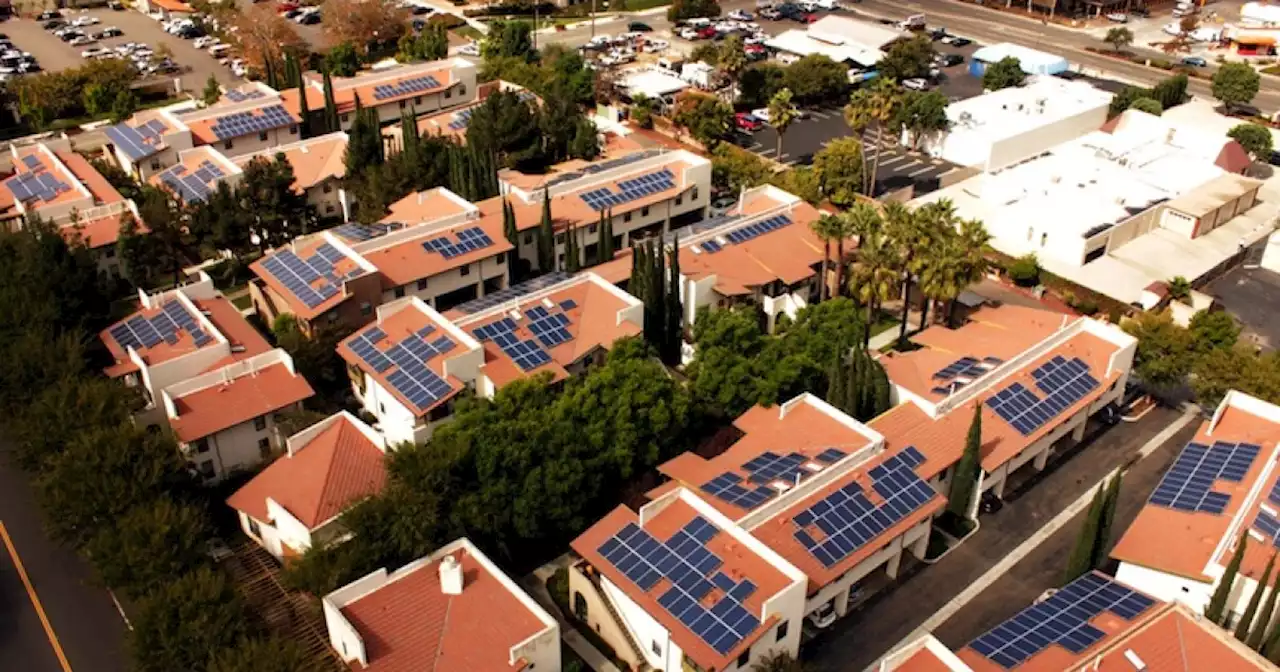 California regulators close to new solar rules