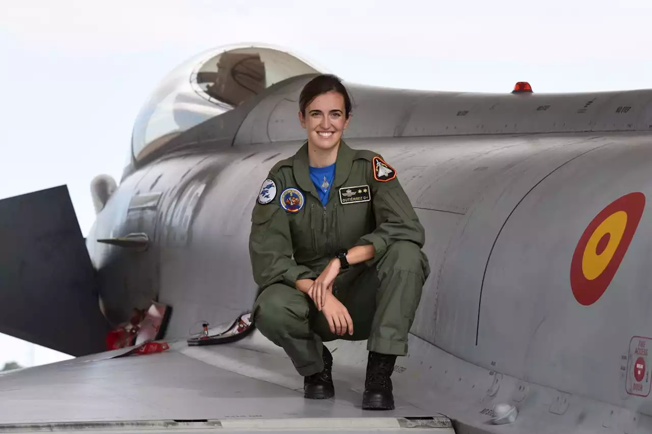 La primera mujer piloto de Eurofighter de España se estrena en una misión con la OTAN