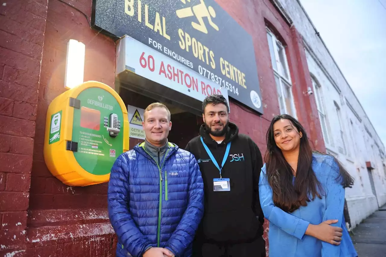 Leeds football coach leads defibrillator campaign after spectator's collapse