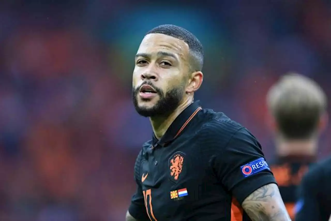 Depay s'est entraîné avec les Pays-Bas mais est toujours incertain pour le premier match de la Coupe du monde