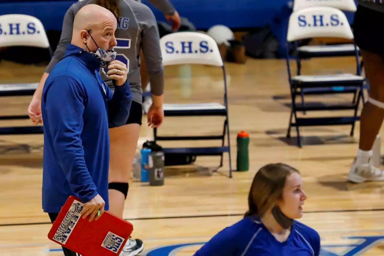 High school volleyball coach struck and killed on I-295 after car broke down, officials say