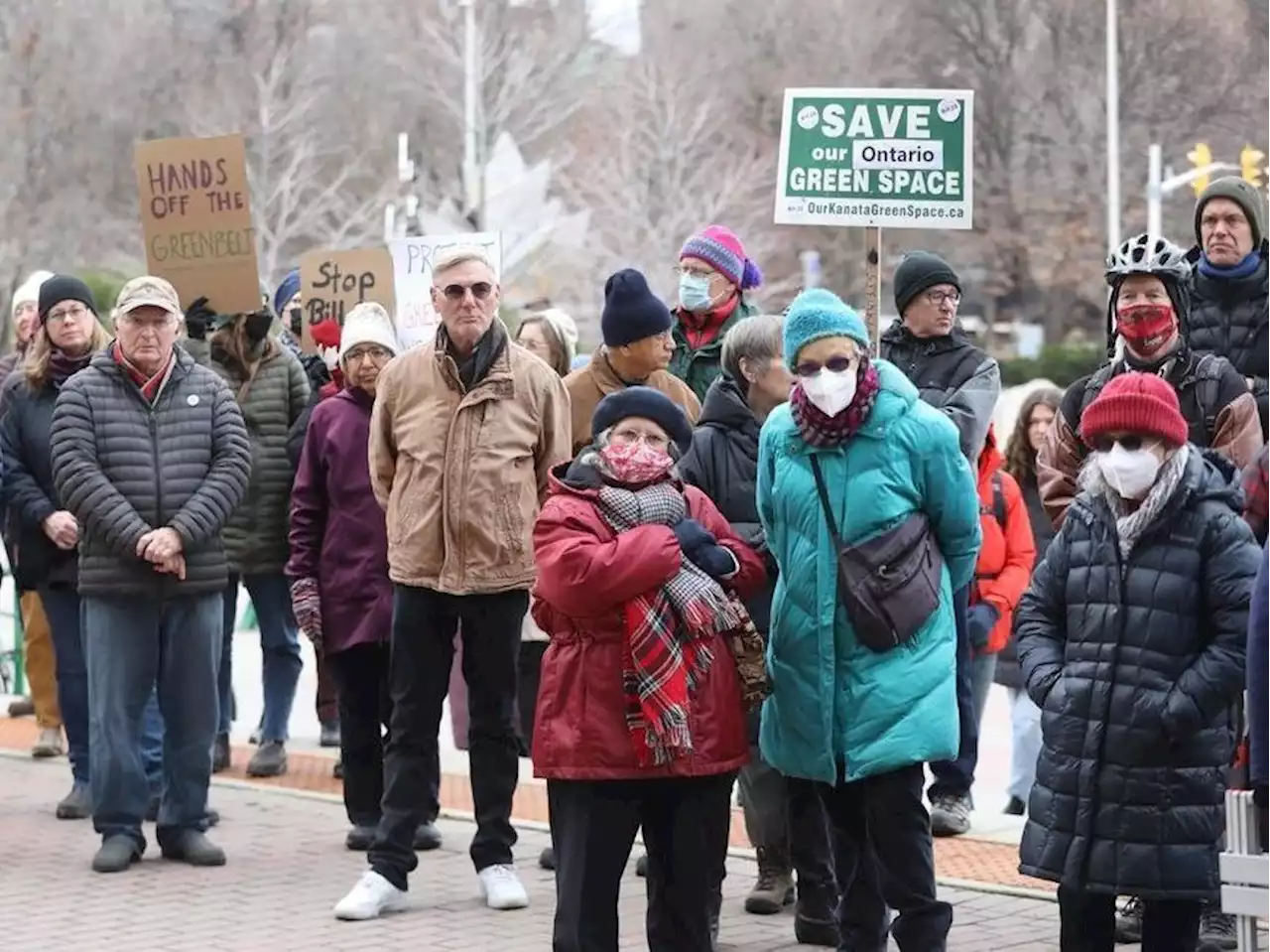 Provincial housing supply Bill 23 sparks rally at city hall; new mayor Sutcliffe planning to discuss with province