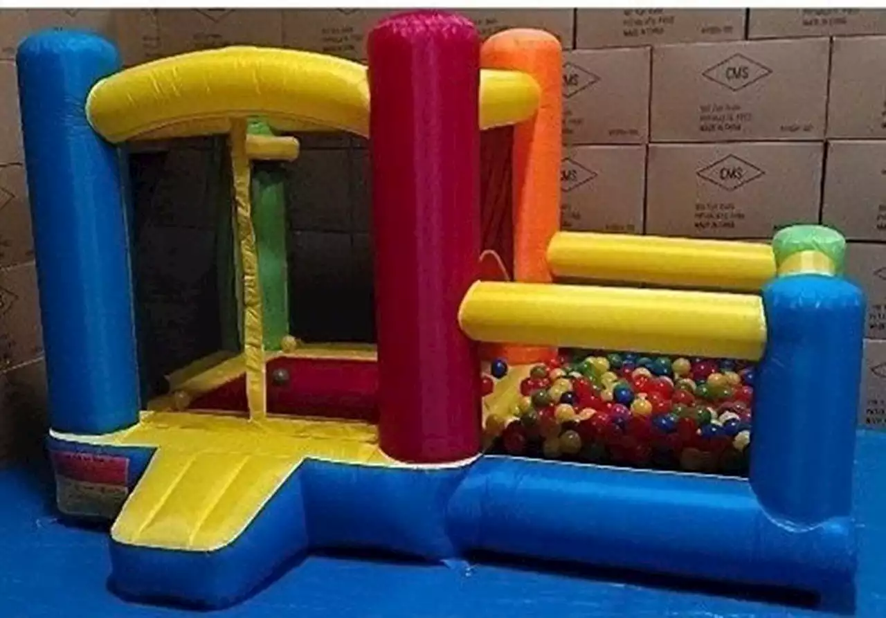 Safety agency issues warning about inflatable bounce house after death of 4-year-old