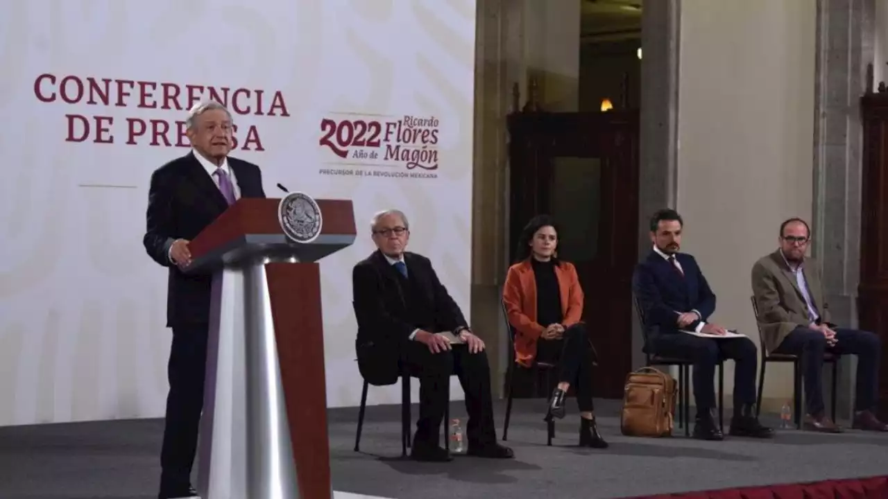 Estos fueron los principales temas de la conferencia mañanera de AMLO del 15 de noviembre (Video)