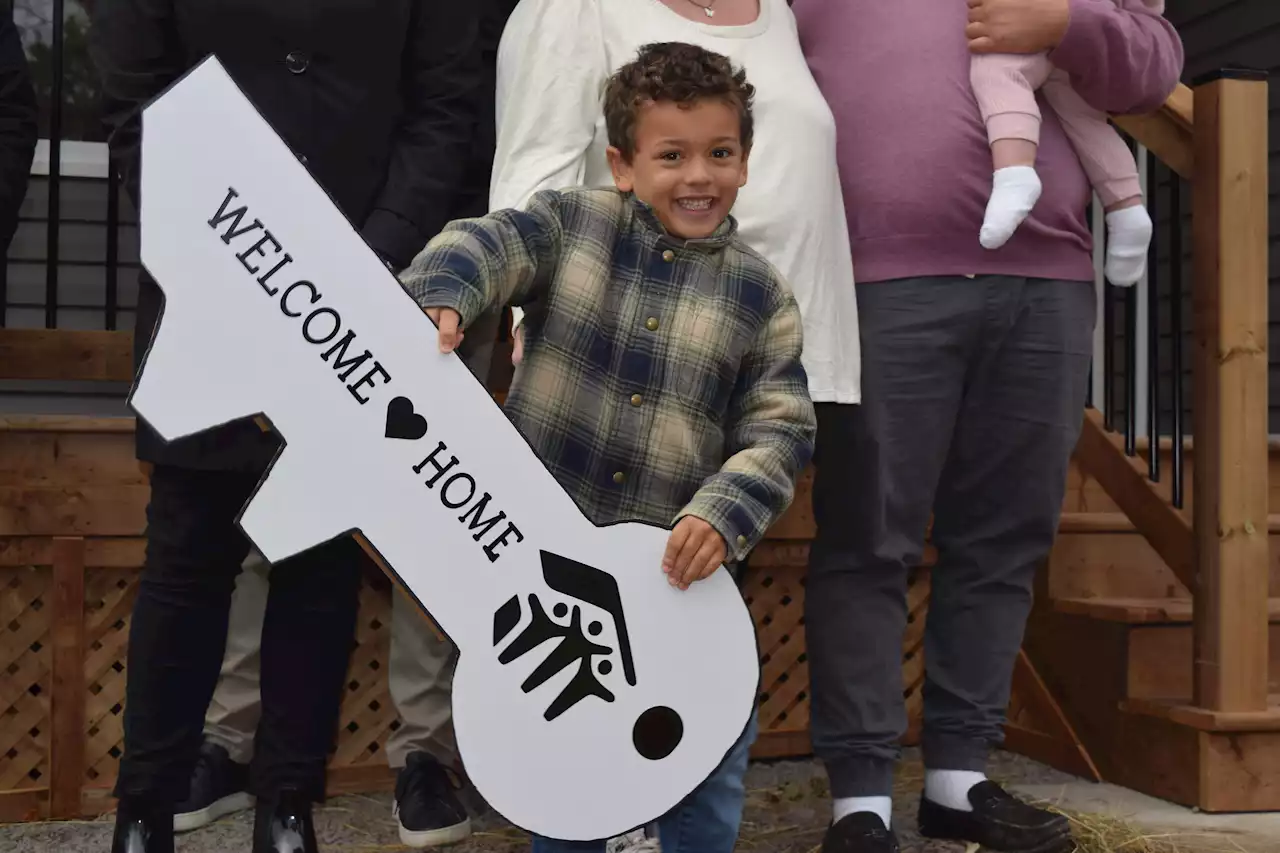 Pictou County family takes possession of Habitat for Humanity home | SaltWire