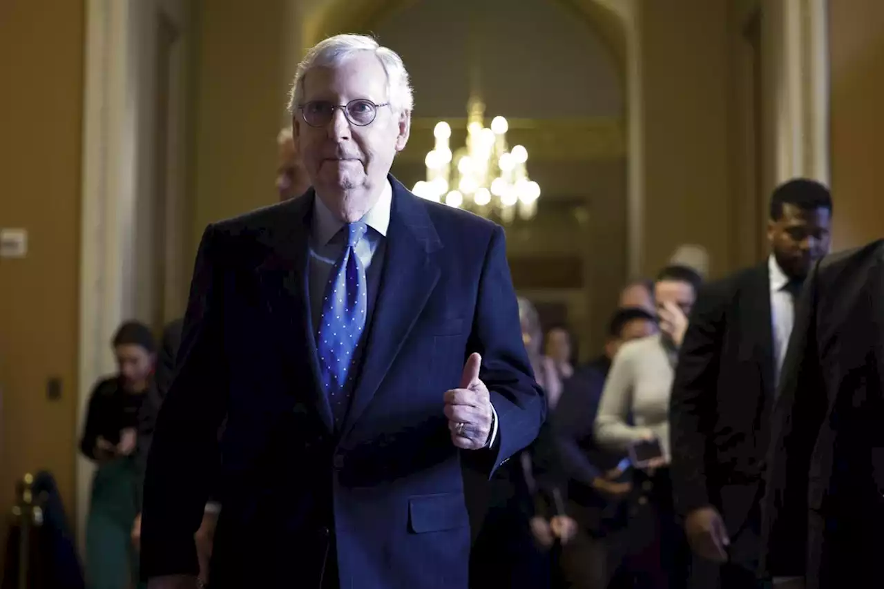 États-Unis : Mitch McConnell reconduit chef de la minorité républicaine au Sénat