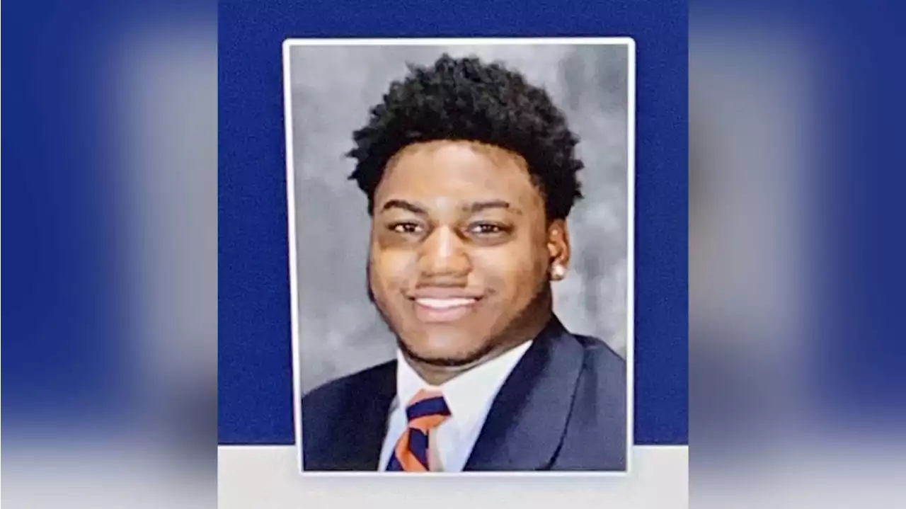 UVA Shooter Targeted Football Player as He Slept, Prosecutor Says