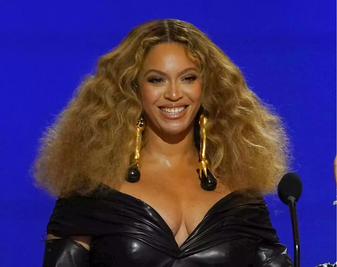 Beyoncé ties Grammy record after scoring nine nominations