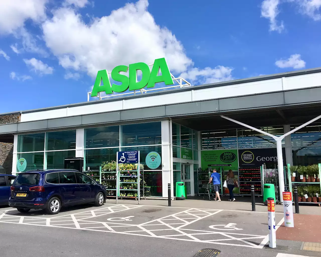 Asda shoppers are rushing to buy Christmas essential for kids - and it costs £2