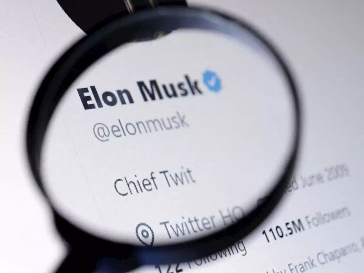 Elon Musk to relaunch Twitter's blue check subscription on Nov. 29