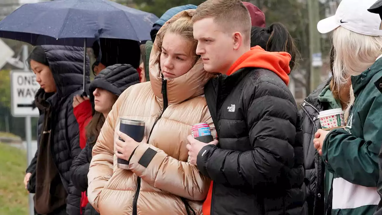 University of Virginia mourns for campus shooting victims