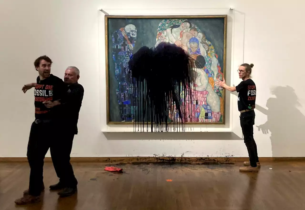 Climate activists throw liquid at Klimt painting in Vienna