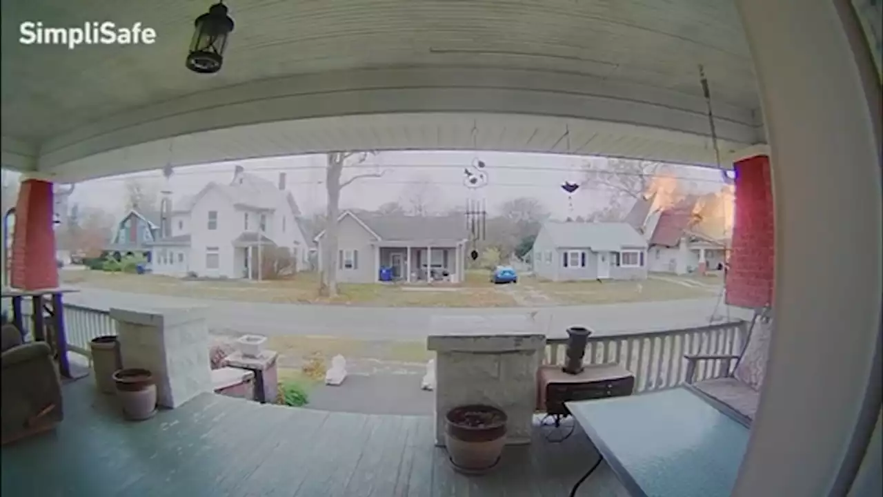 Princeton, Indiana house explosion caught on video; 2 injured