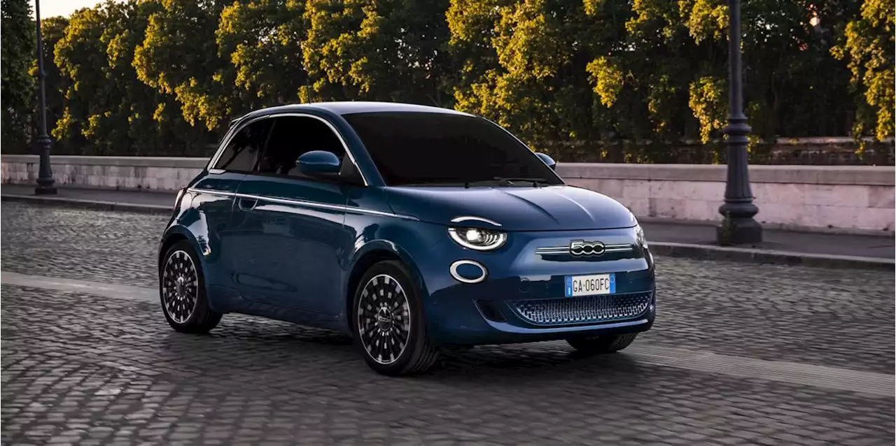 The 2024 Fiat 500e Is the Urban EV We Need