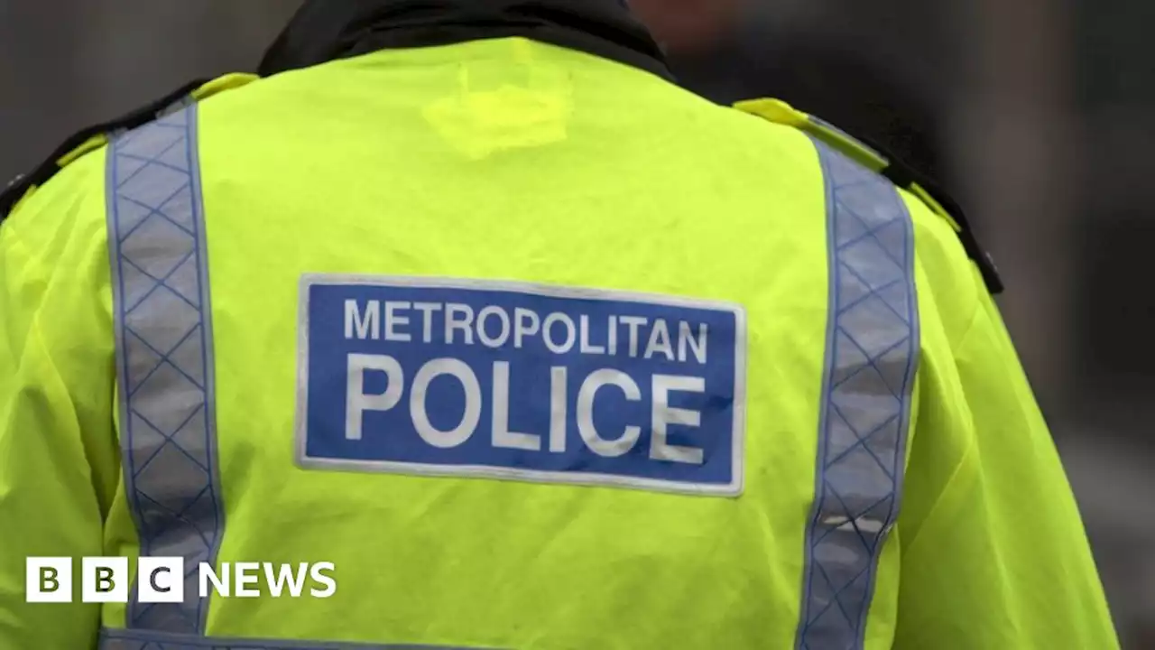 Met Police officer sacked for stealing £80 from handed-in wallet