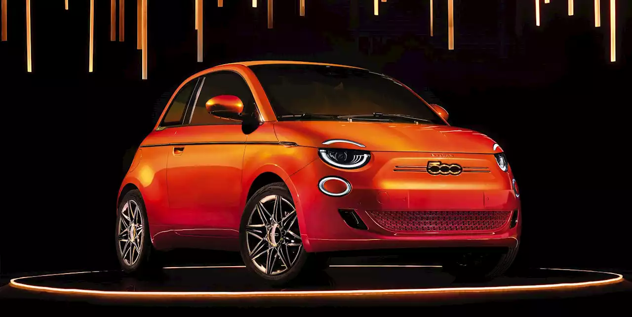 Fiat's Iconic 500 City Car to Return to U.S. in 2024 as an EV