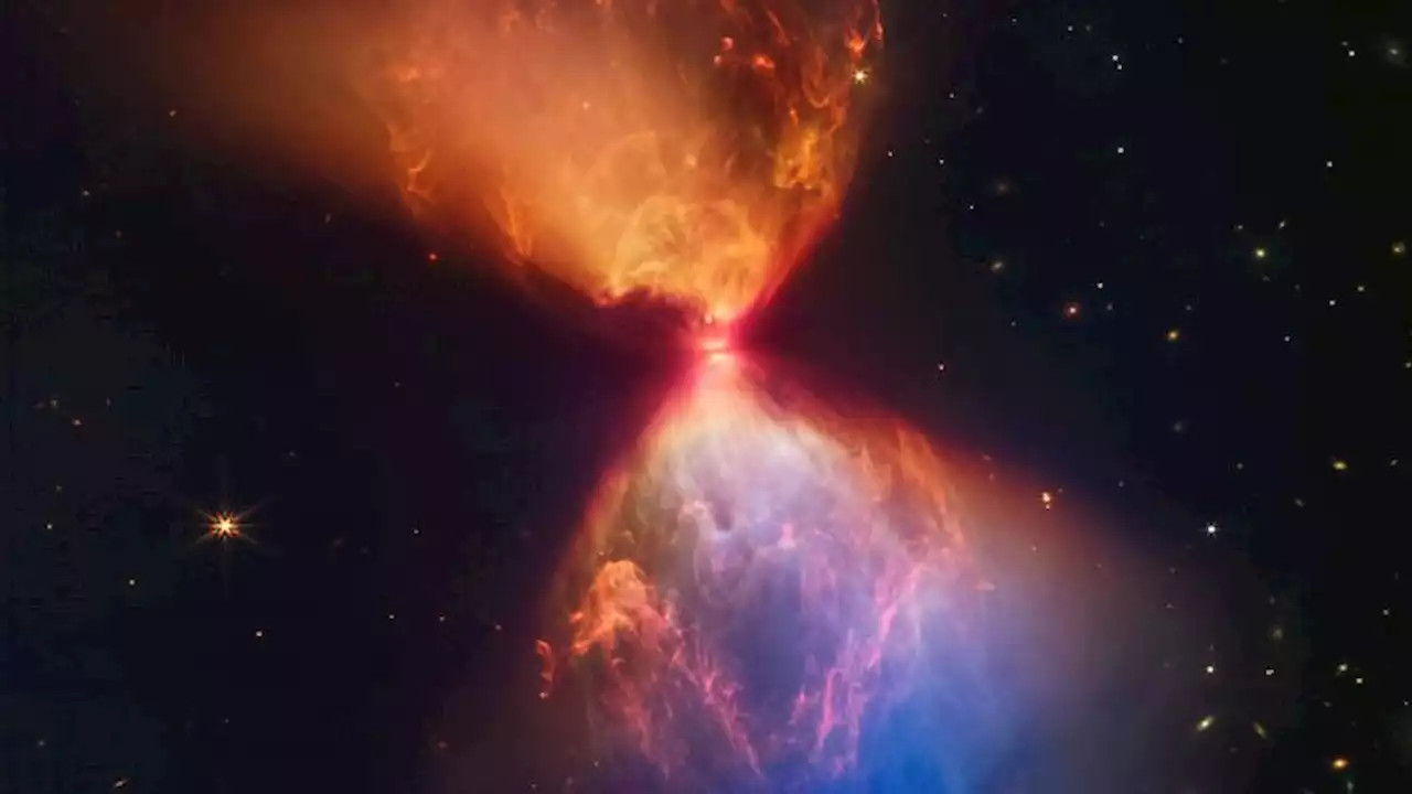 Cosmic hourglass captured by the James Webb Space Telescope reveals birth of a star | CNN