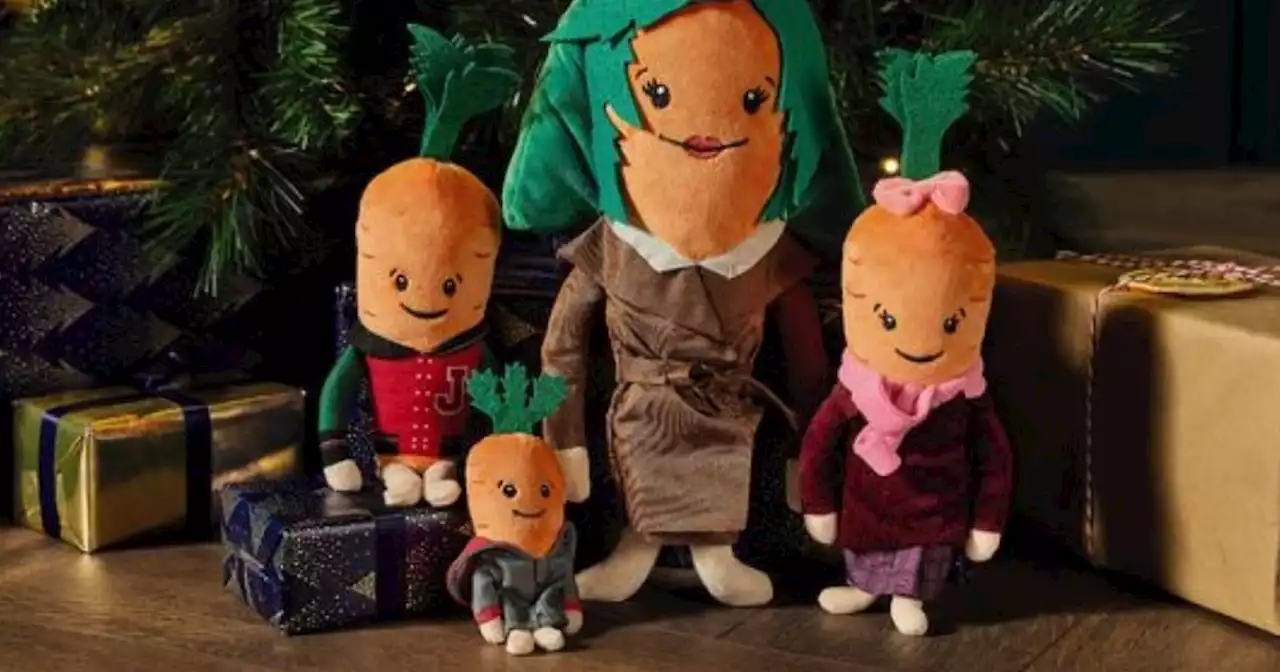 Aldi website crashes as thousands flock for Kevin the Carrot Christmas 2022 toys