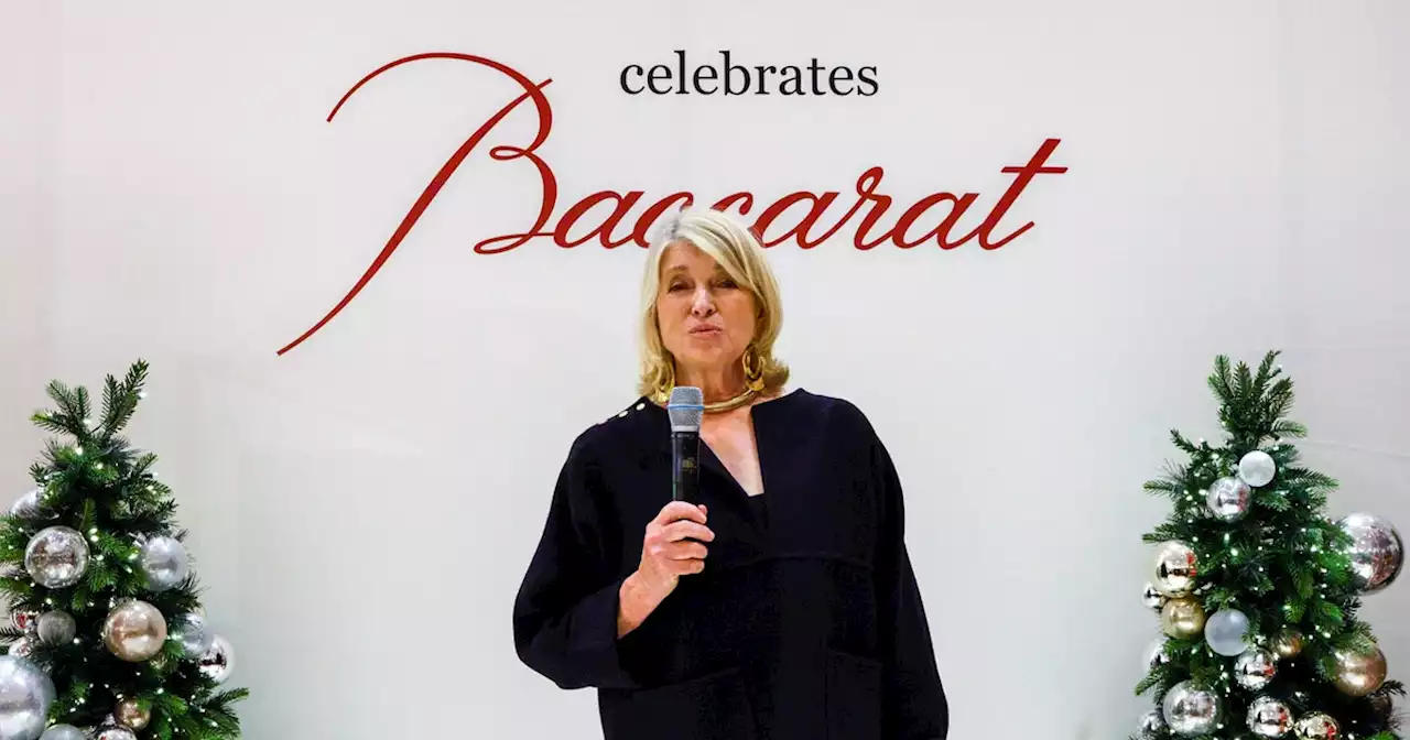 Martha Stewart draws a crowd at unveiling of Neiman Marcus’ Baccarat Christmas tree