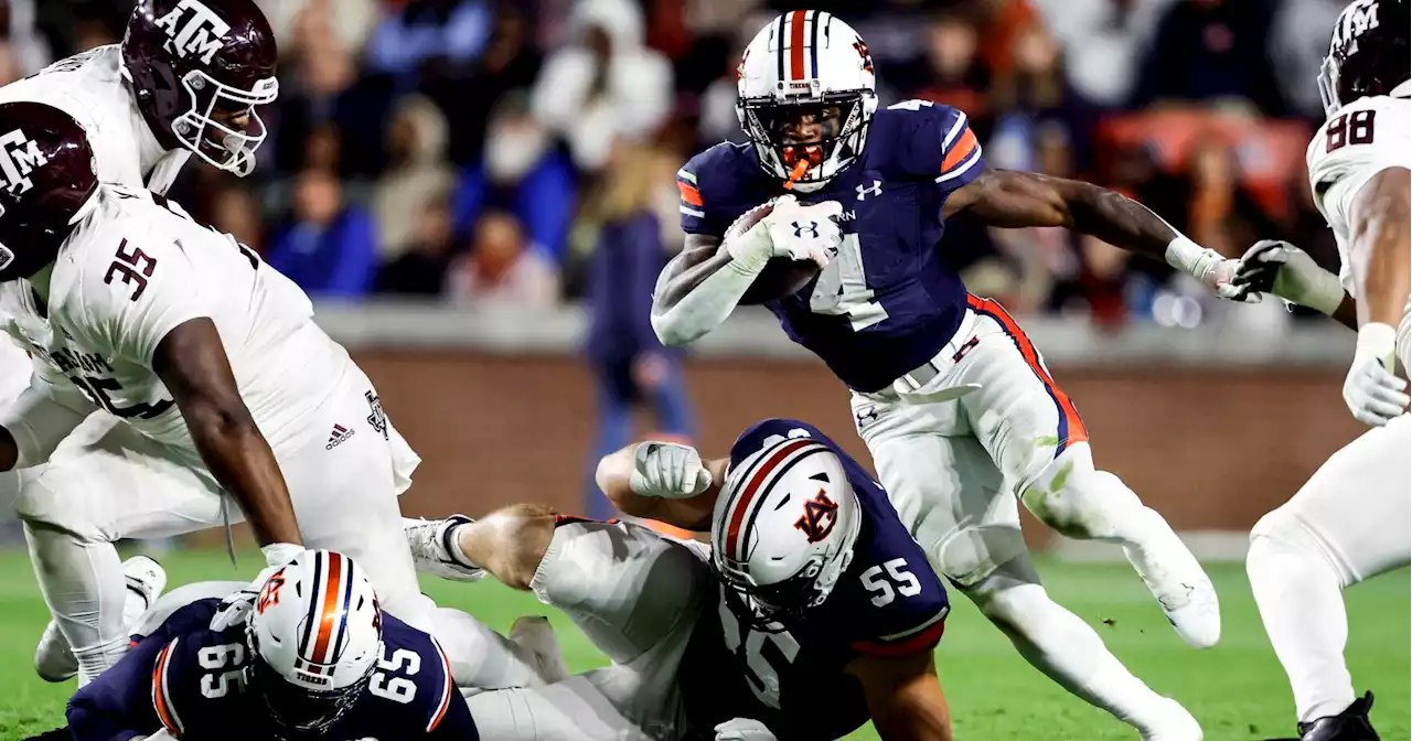 Williams enjoying 'old school' Auburn offense