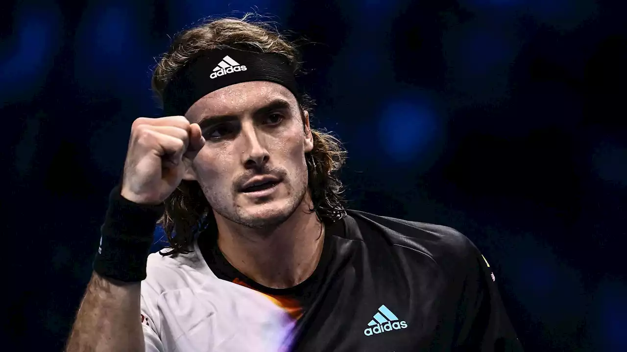 ATP Finals Turin: Stefanos Tsitsipas gewinnt gegen Daniil Medvedev und kegelt Russen aus dem Turnier