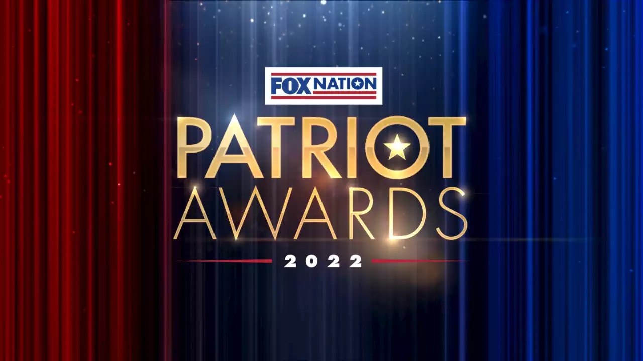 Man donates Fox Nation's Patriot Awards tickets to two Florida deputies: 'Chose to honor them'