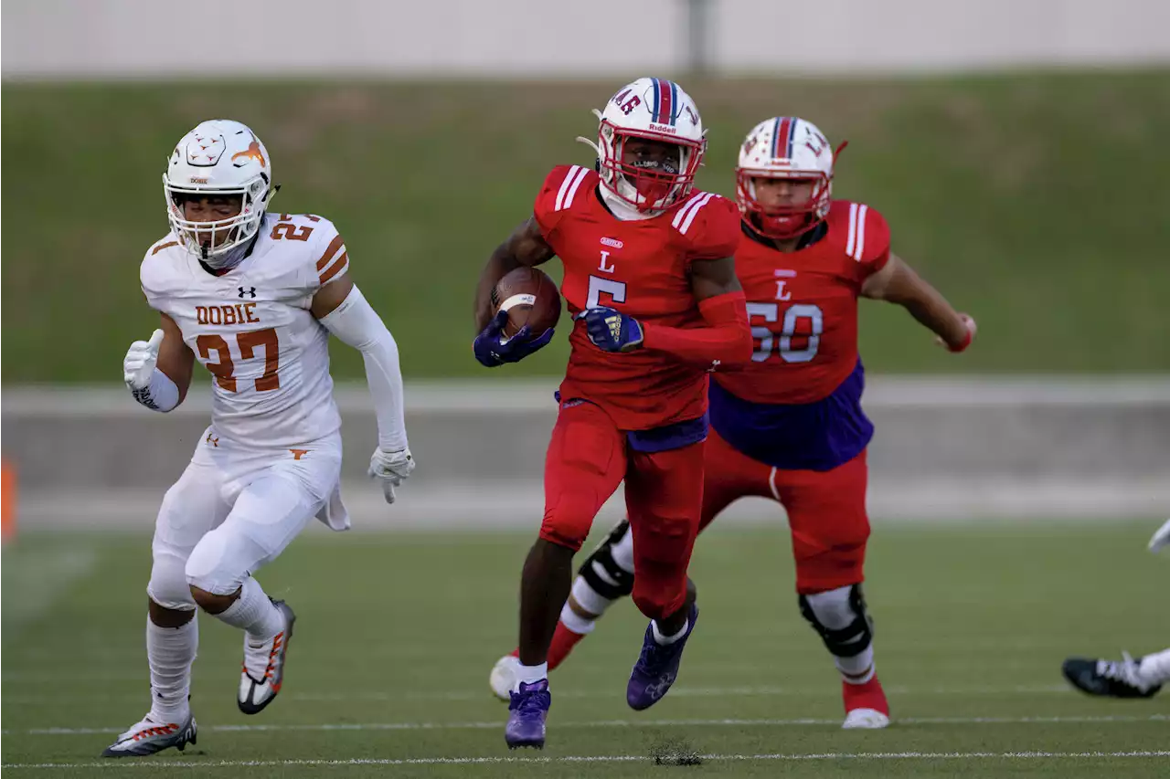 Lamar looks to clear area-round playoff hurdle against Ridge Point