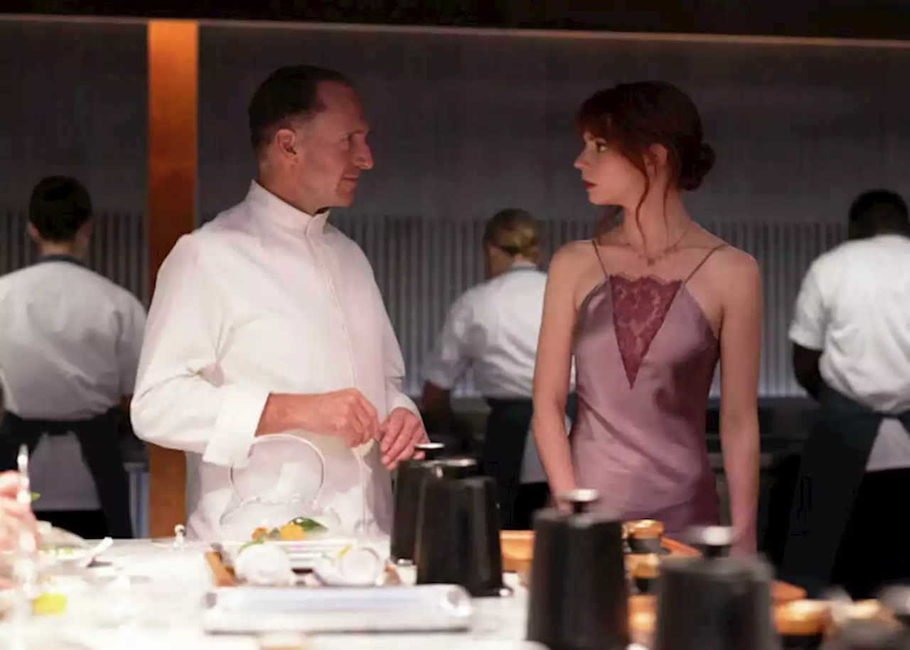 Review: ‘The Menu’ with Ralph Fiennes serves delicious, dark-comedy thrills