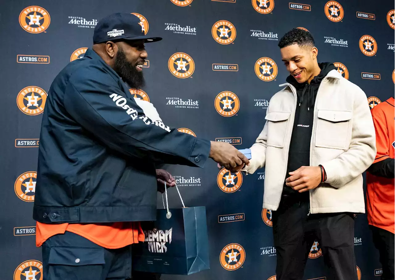 Trae tha Truth brought some exclusive bling to Minute Maid Park to congratulate the Astros on their World Series win