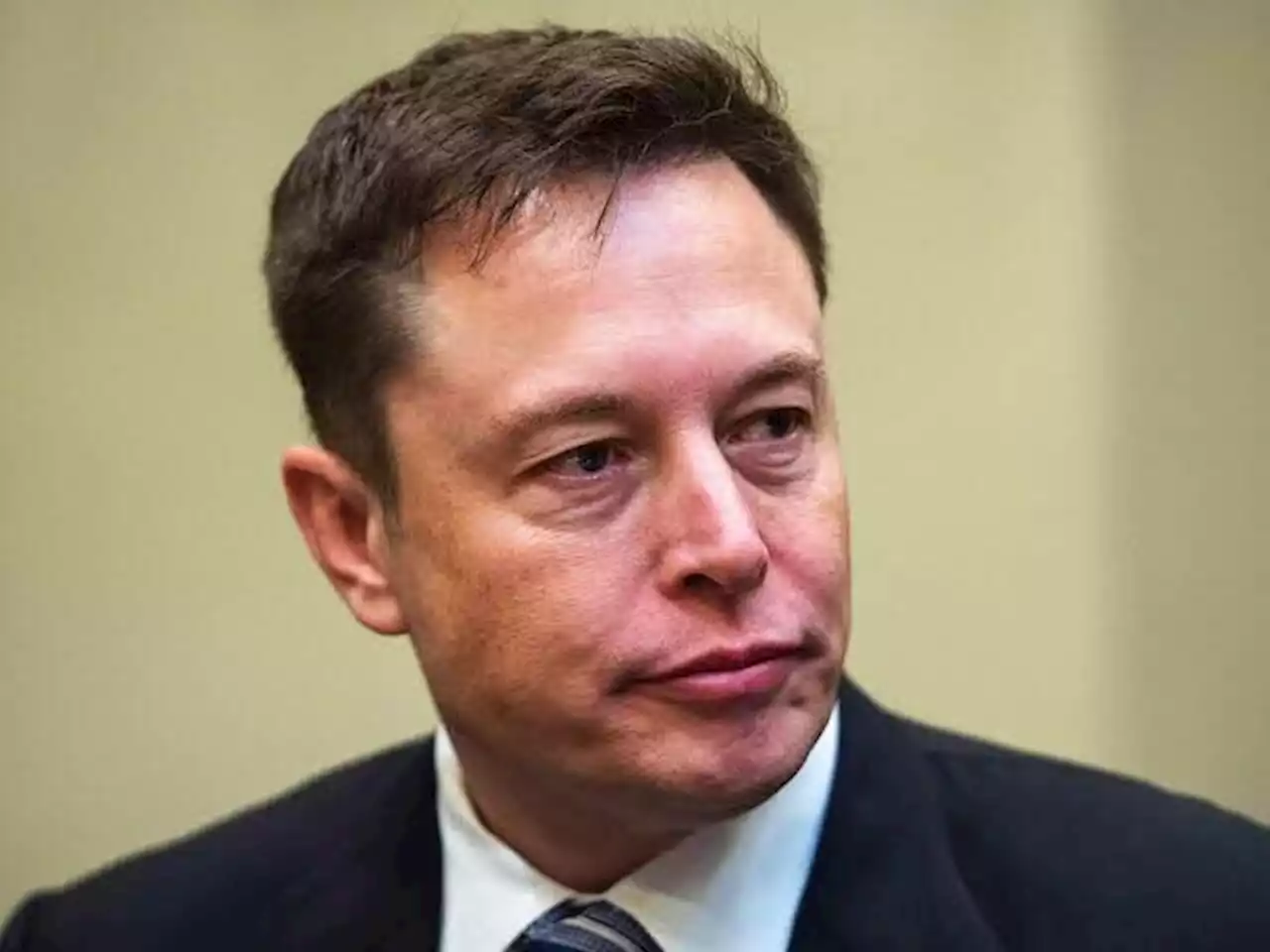 Nggak Terima Dikritik, Elon Musk Pecat Karyawan Lewat Cuitan Twitter