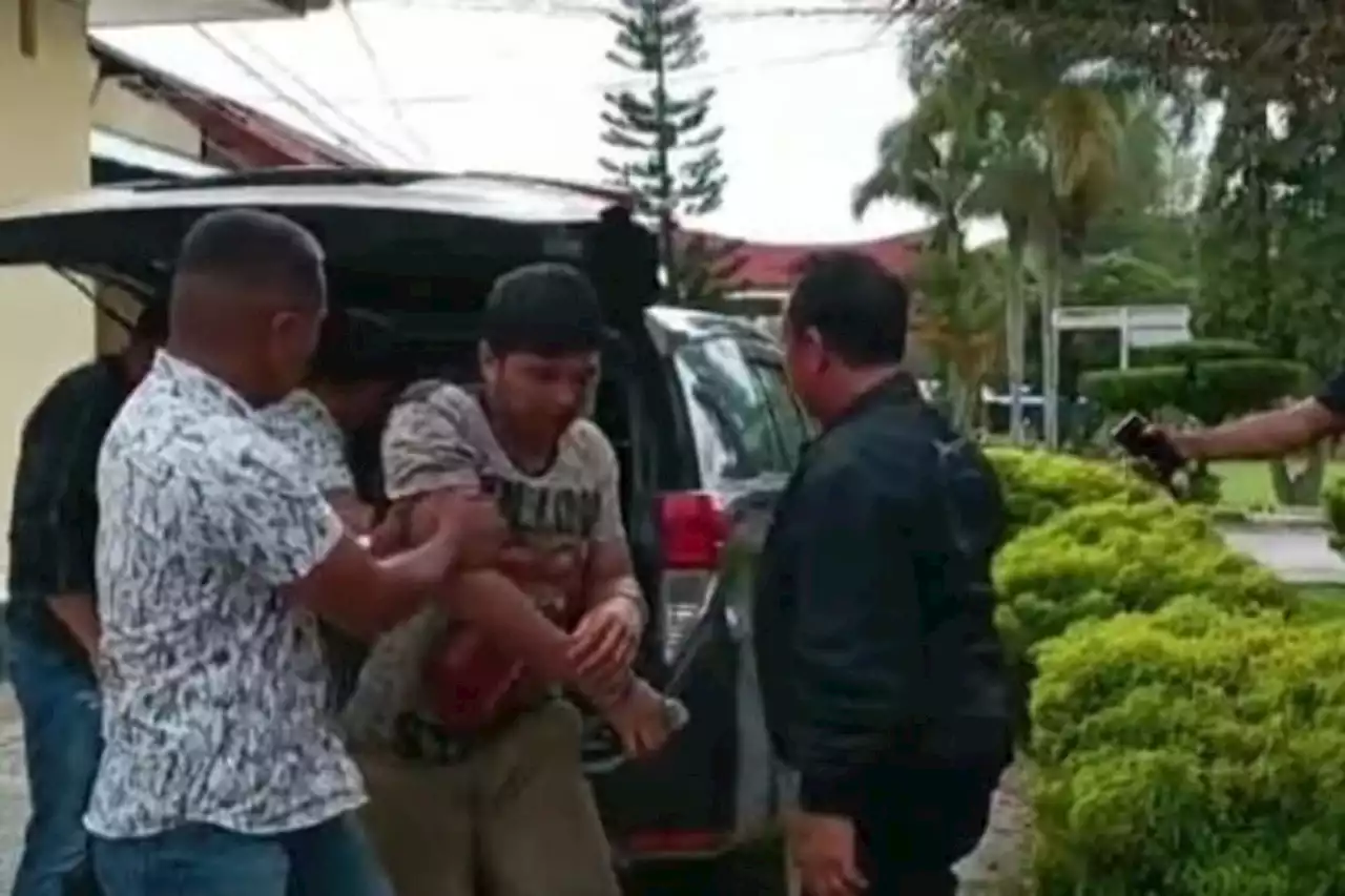 Polisi Tangkap 4 dari 6 Tahanan yang Kabur, Dua Orang Kakinya Bolong Diterjang Peluru