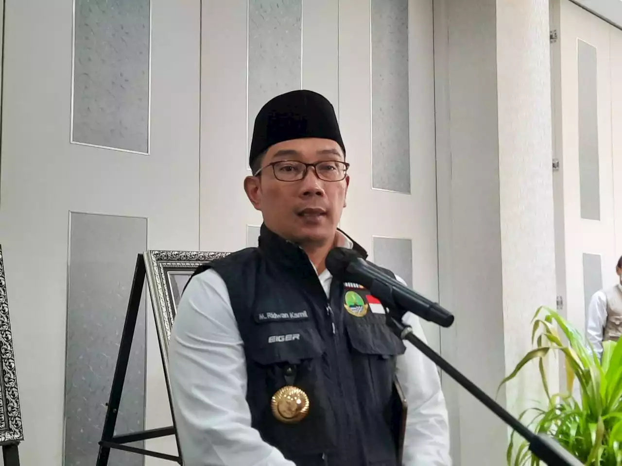 Ridwan Kamil Ancam Batalkan Pembangunan Masjid Raya Kota Depok di SDN Pondok Cina 1