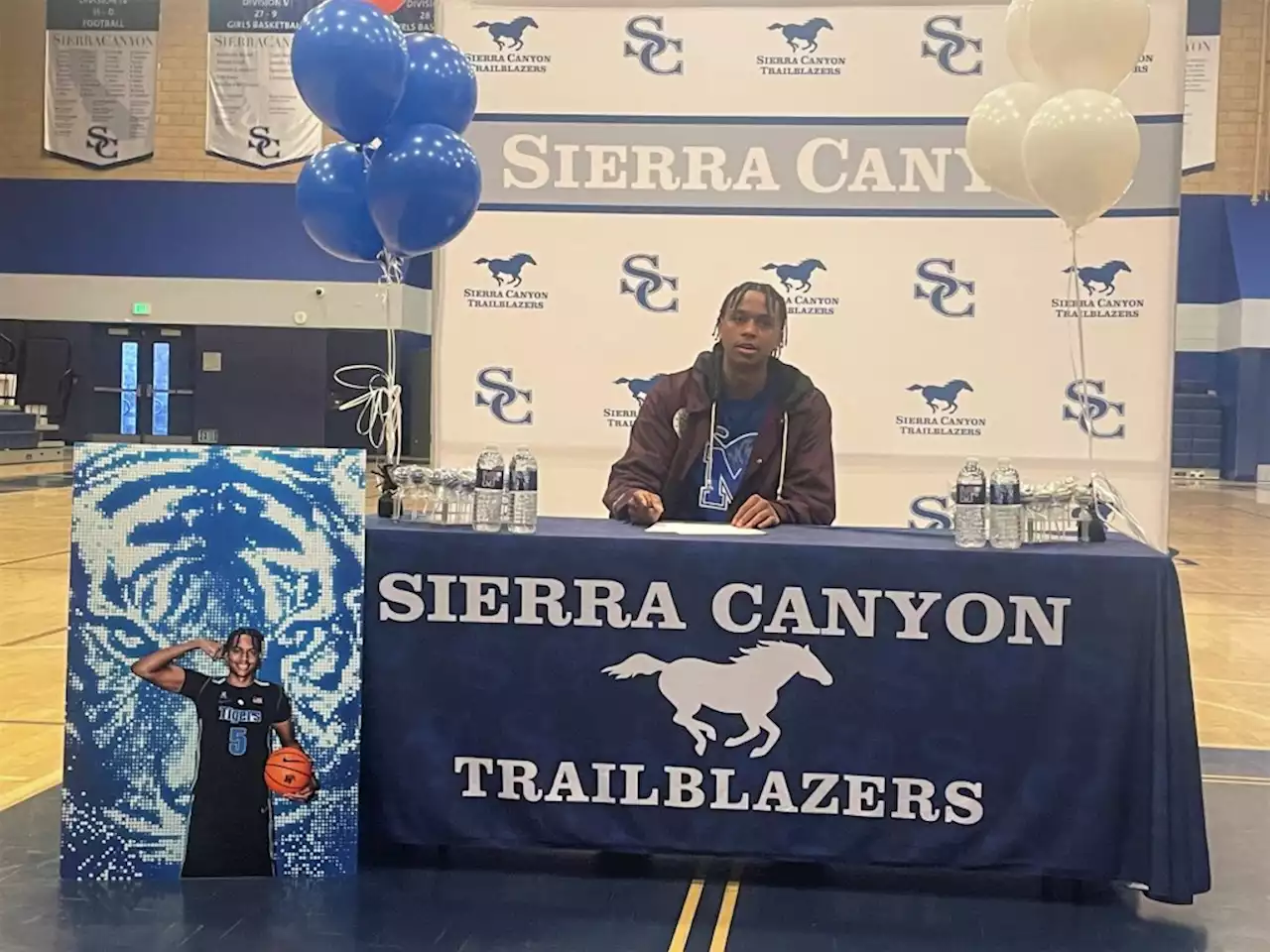 Basketball roundup: Ashton Hardaway, Jimmy Oladokun lead Sierra Canyon to victory in debut