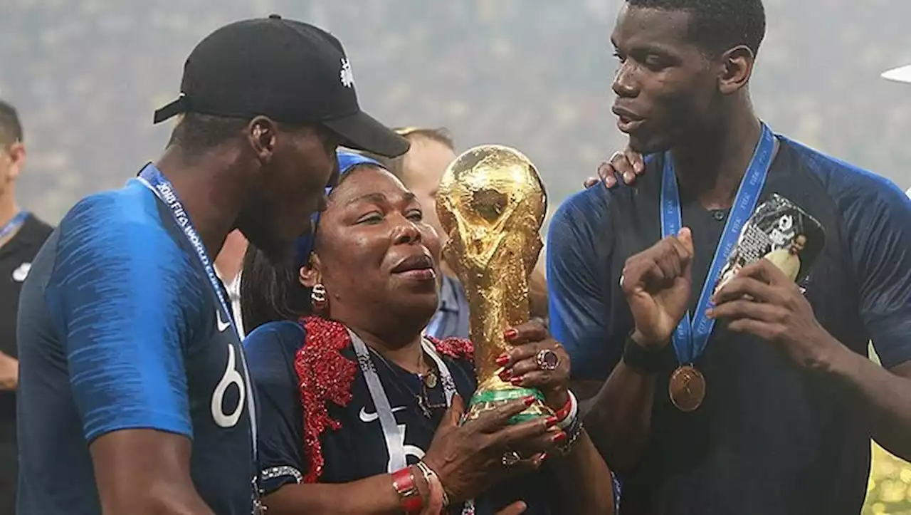 Affaire Pogba : sa mère se raconte dans un livre, au-delà de l'histoire qui lui 'brise le cœur'