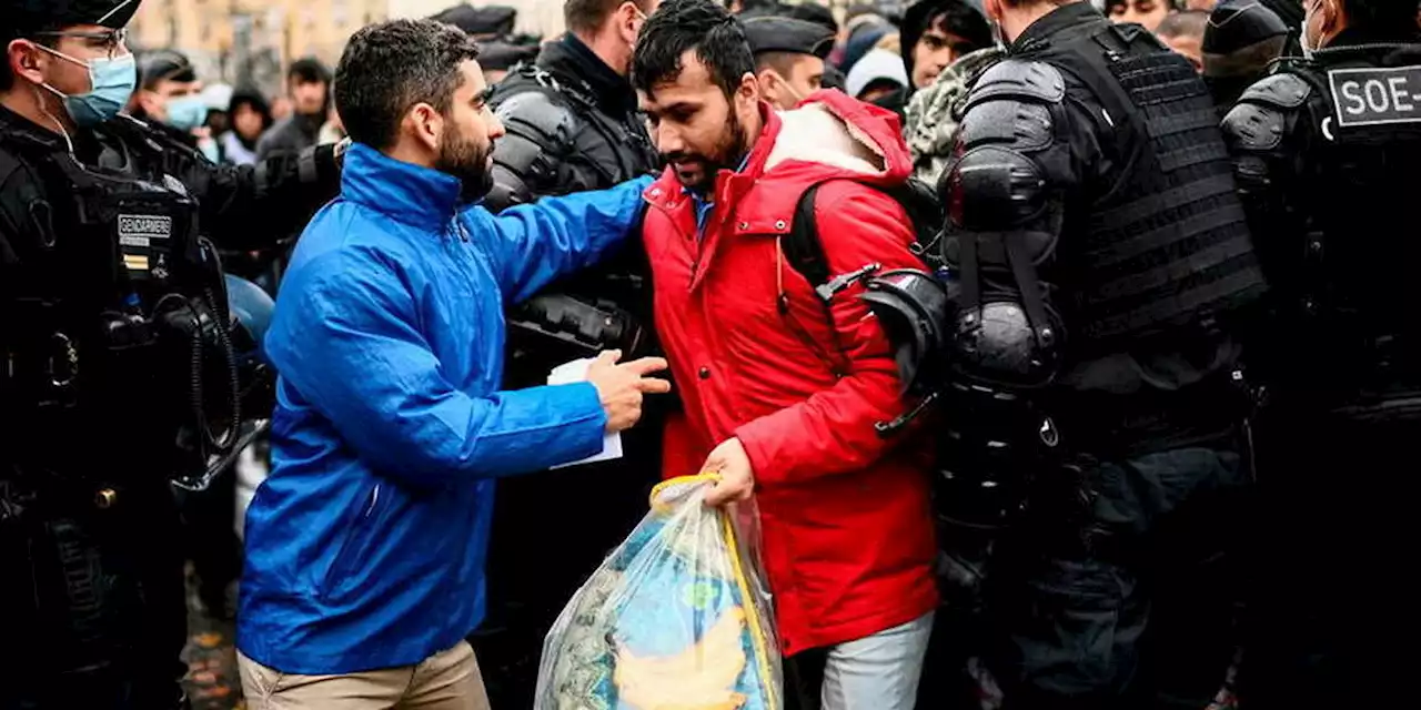 Paris : un campement de plusieurs centaines d’exilés afghans évacué