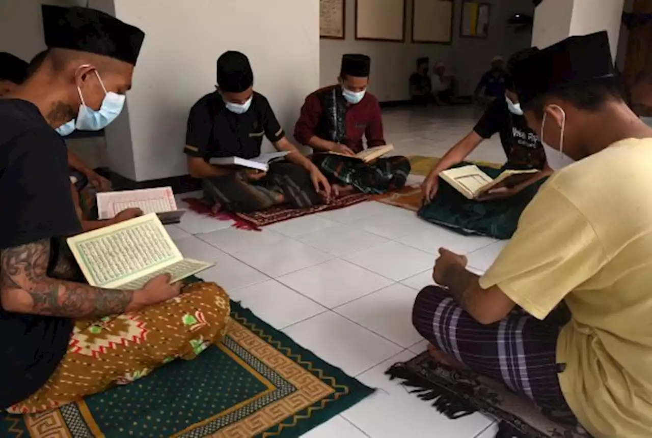 Ini Pengertian Iman Secara Bahasa dan Menurut Ulama