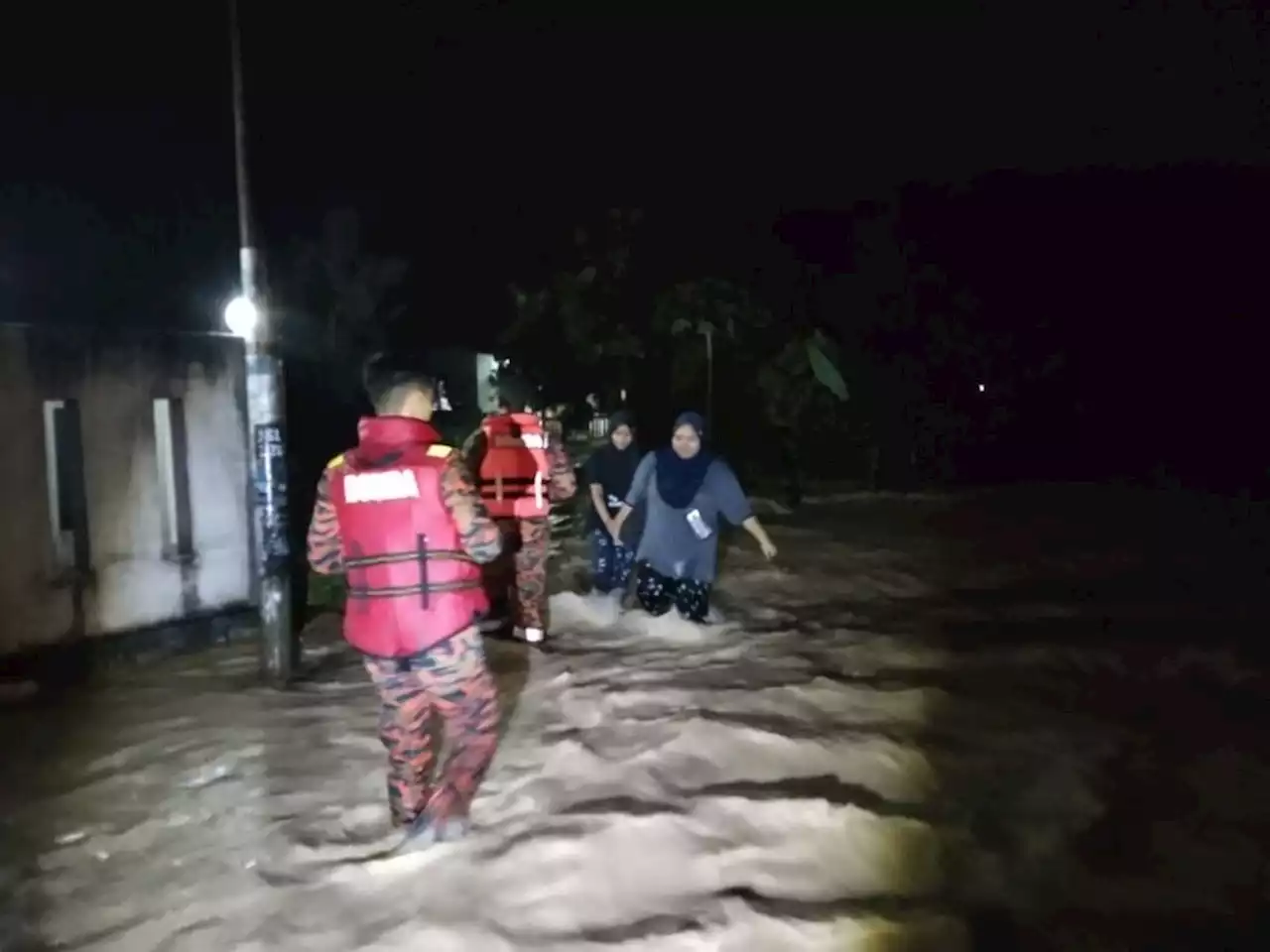 Klang, Shah Alam dilanda banjir kilat lagi | The Malaysian Insight