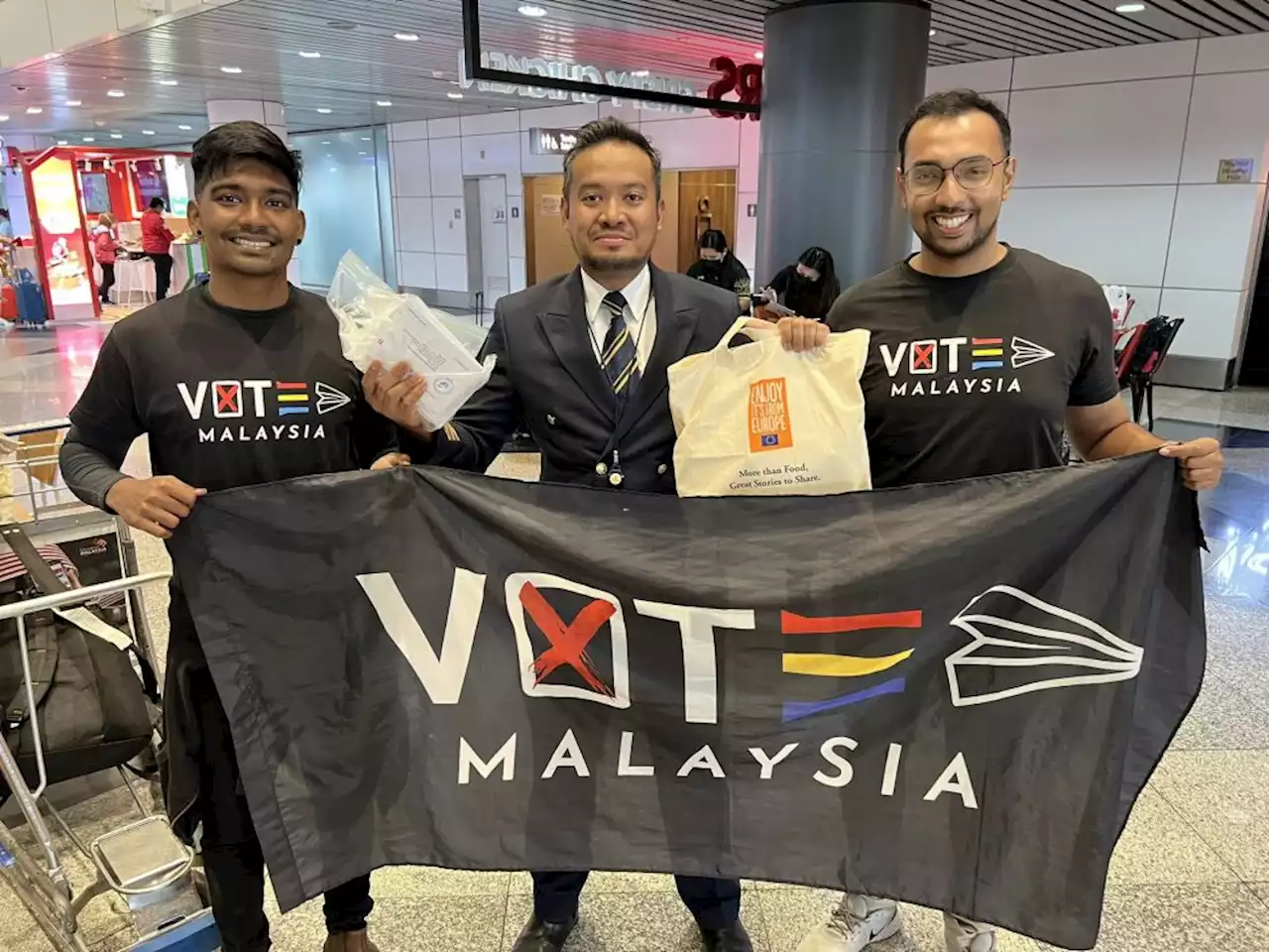 VoteMalaysia UK sends home 6,932 postal votes | The Malaysian Insight