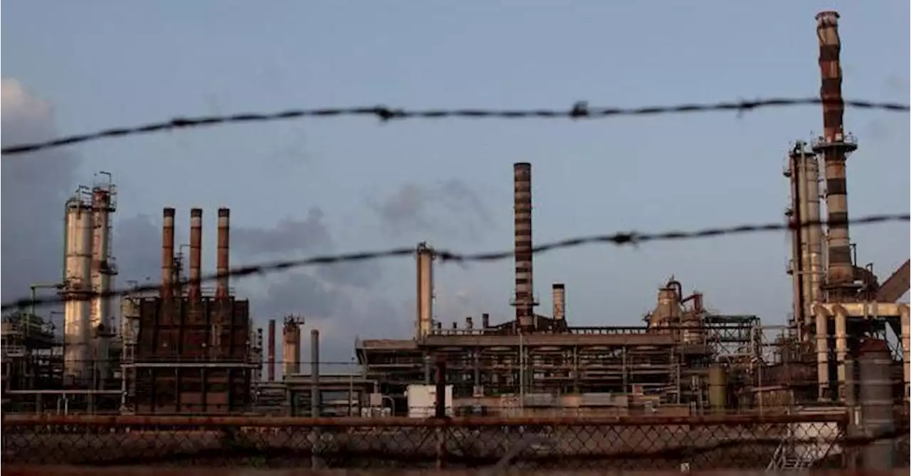 St. Croix refinery cannot restart without new permit, air pollution tech -EPA