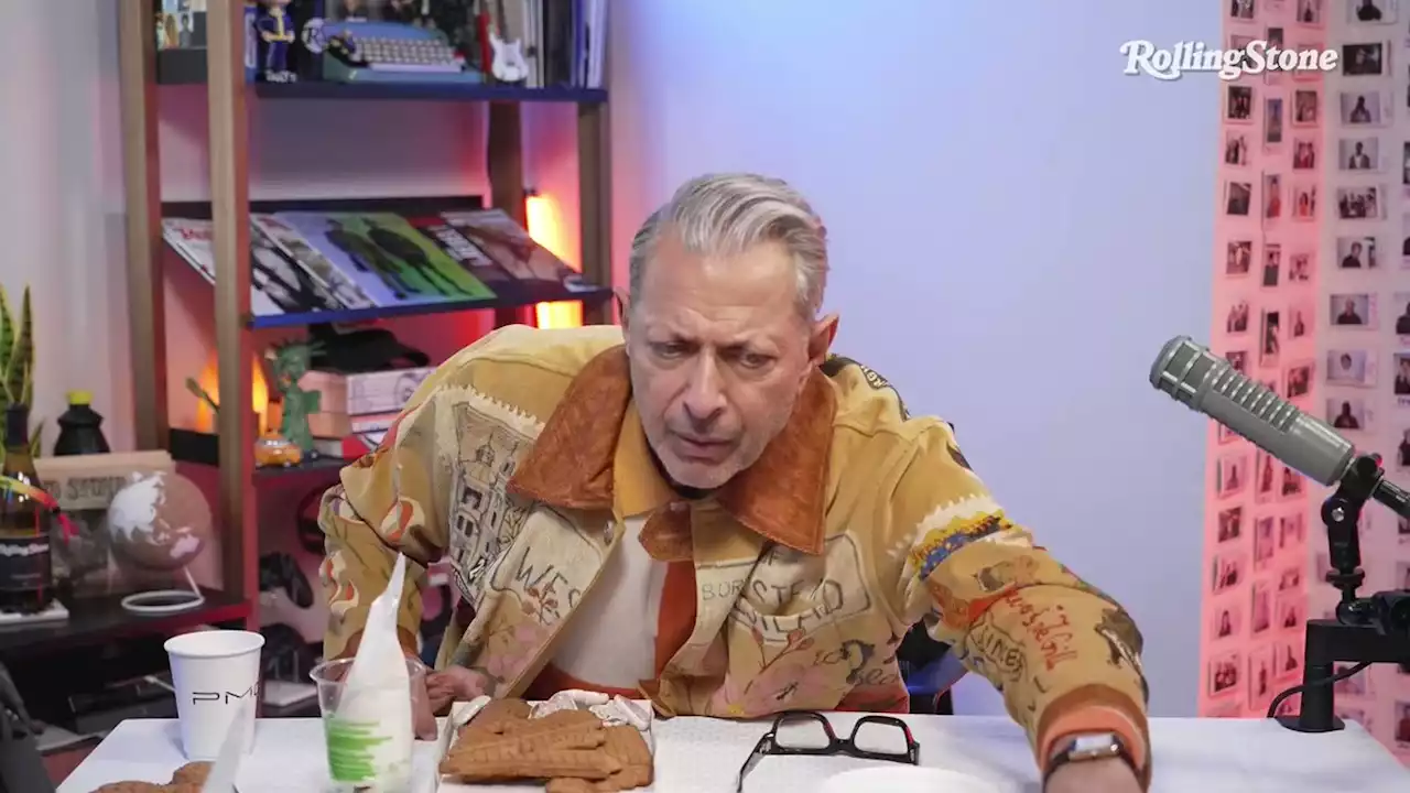 ⭐ JEFF GOLDBLUM⭐drops by the RS Studio to discuss his new holiday song! - rollingstone on Twitch