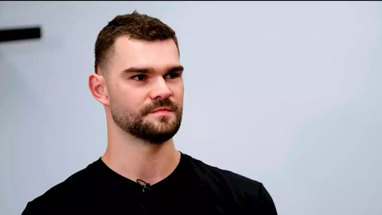 Coming-Out: Der australische Profi-Basketballspieler Isaac Humphries outet sich als schwul.