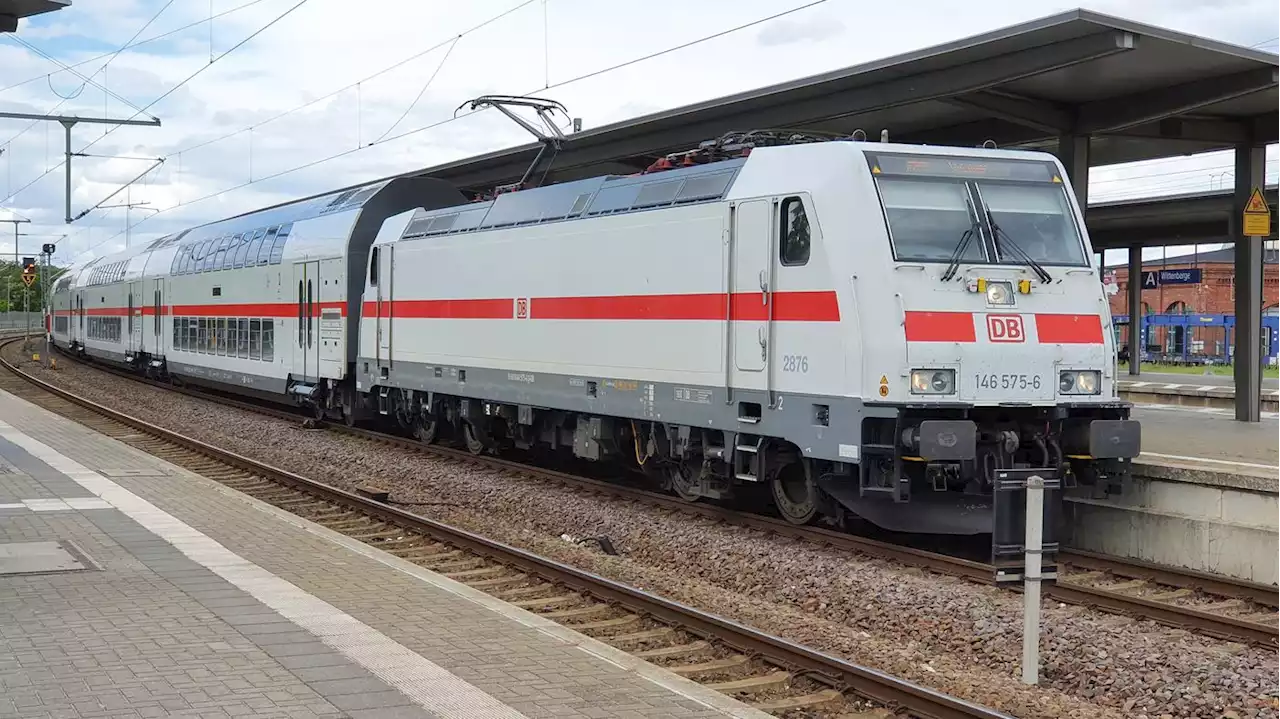 Wieder mehr Züge von Berlin nach Hamburg: Bahn kann Trassen von Flixtrain übernehmen