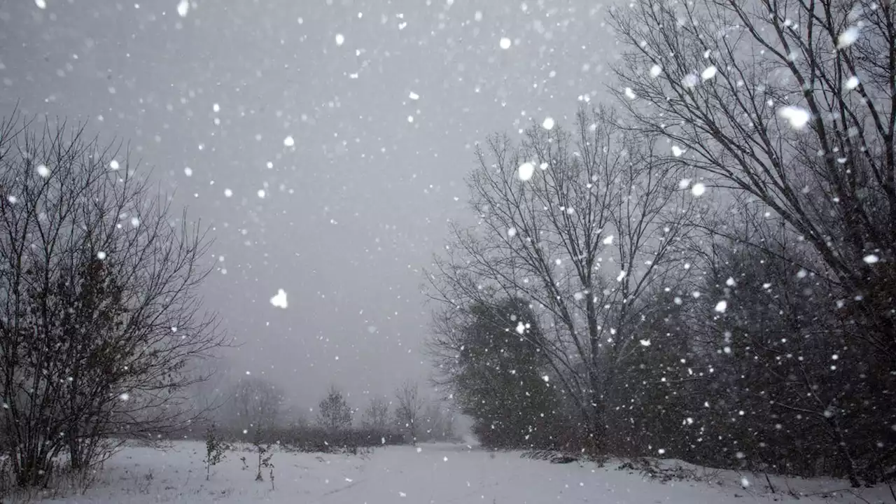 Potentially 'historic' lake-effect snowstorm in western New York could bury Buffalo