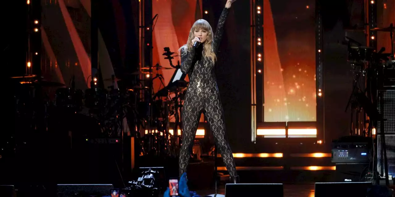 Taylor Swift Breaks Ticket-Sales Record With ‘Eras Tour’ Despite Ticketmaster Glitches