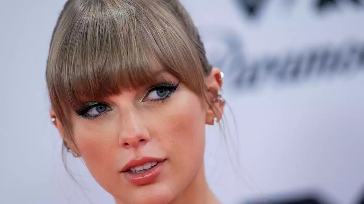 Taylor Swift condemns 'excruciating' Ticketmaster experience for fans