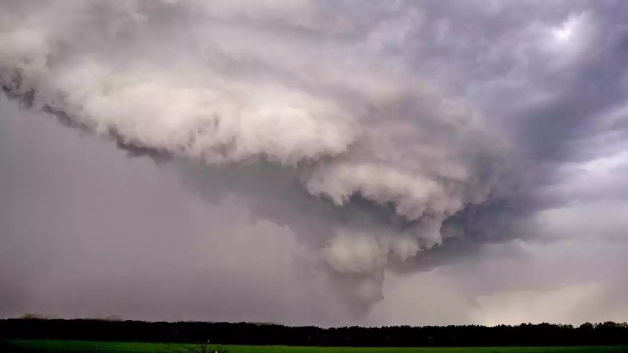 Tornado wütet im Saarland – schwere Schäden und starke Behinderungen